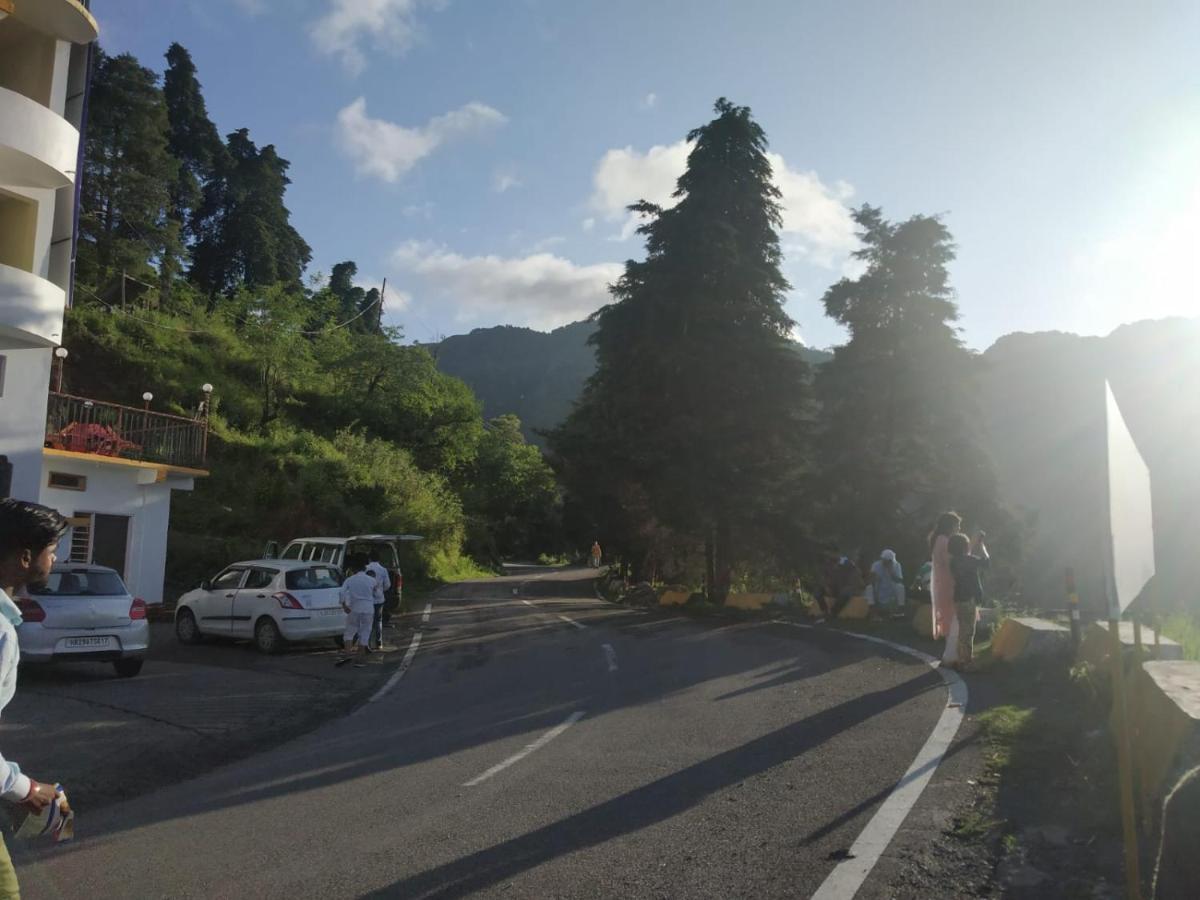 Royal Breeze Hotel & Restaurant Received Most Rated Traveller Award Property For Year 2023-2024 !! Mussoorie Bagian luar foto